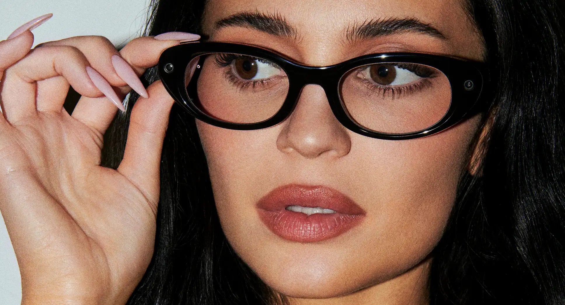 Kylie Jenner x Meta Glasses - Starfire AI Glasses